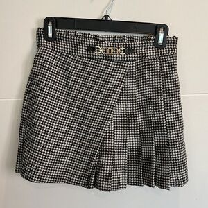 Maje houndstooth skort - size 34, worn once